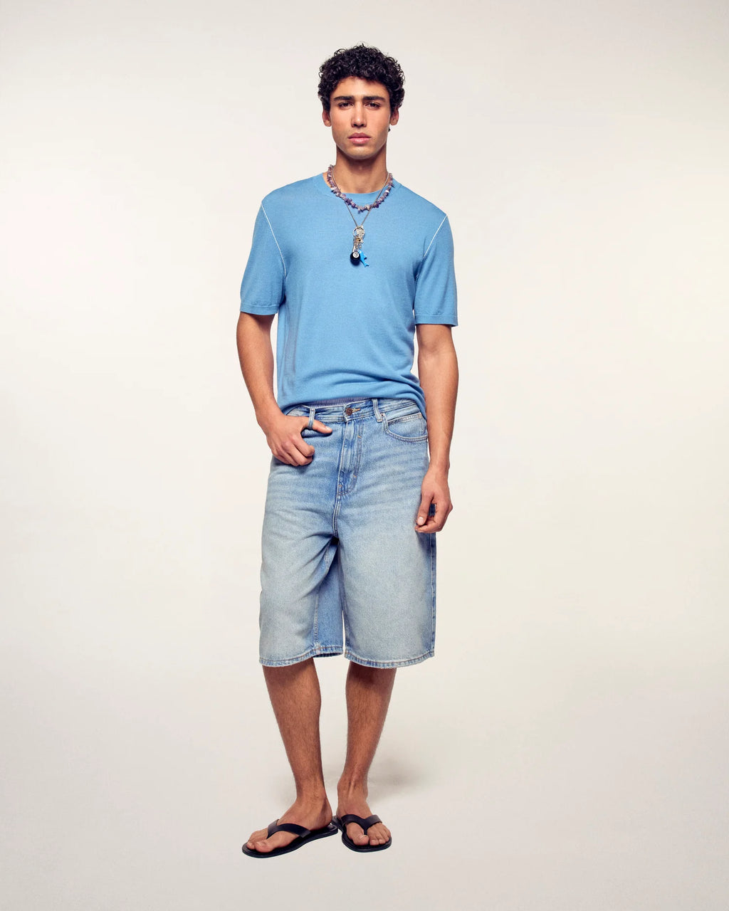 BLUE ROUND NECK TEES