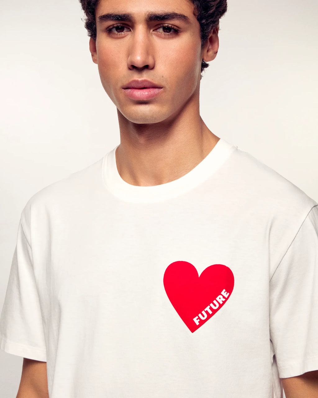 HEART ROUND NECK TEES