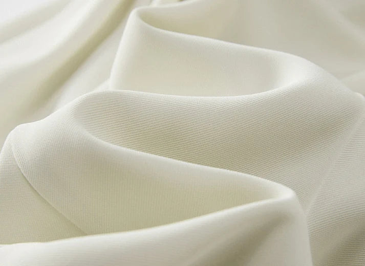 STRAIGHT WHITE TROUSERS